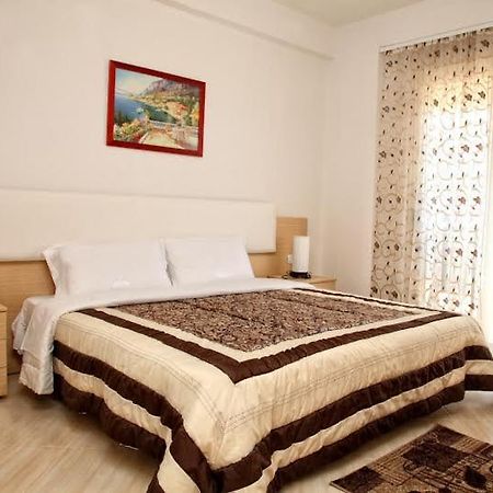 Martin Apartment Vlorë Εξωτερικό φωτογραφία